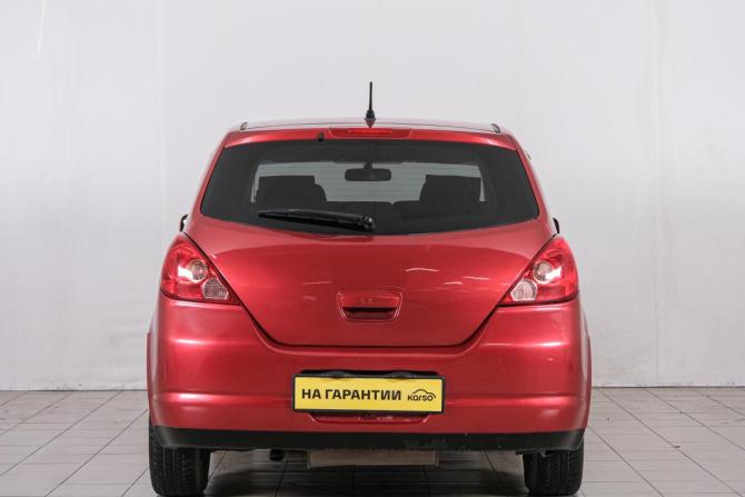 Nissan Tiida I с пробегом 2005 года, цена 449 000 рублей, 262144 км, хэтчбек, Автокод Объявления