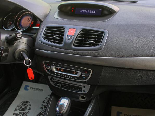 Renault Fluence I Рестайлинг с пробегом 2013 года, цена 597 000 рублей, 144700 км, седан, Автокод Объявления