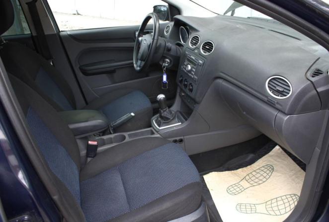 Ford Focus II с пробегом 2006 года, цена 350 000 рублей, 242376 км, хэтчбек, Автокод Объявления