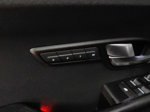 Land Rover Range Rover Evoque I с пробегом 2015 года, цена 1 899 000 рублей, 206000 км, внедорожник, Автокод Объявления