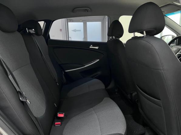 Hyundai Solaris I с пробегом 2012 года, цена 950 000 рублей, 120464 км, хэтчбек, Автокод Объявления