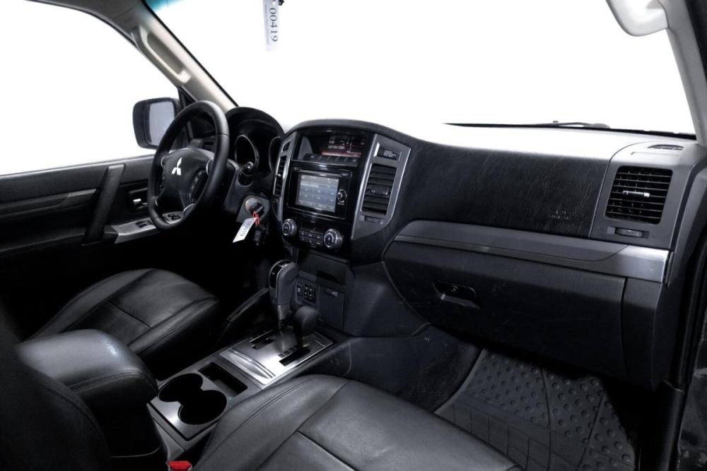Mitsubishi Pajero IV Рестайлинг 1 Тюмень  - изображение 17