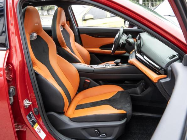 Changan UNI-V I с пробегом 2023 года, цена 2 355 000 рублей, 35531 км, лифтбек, Автокод Объявления