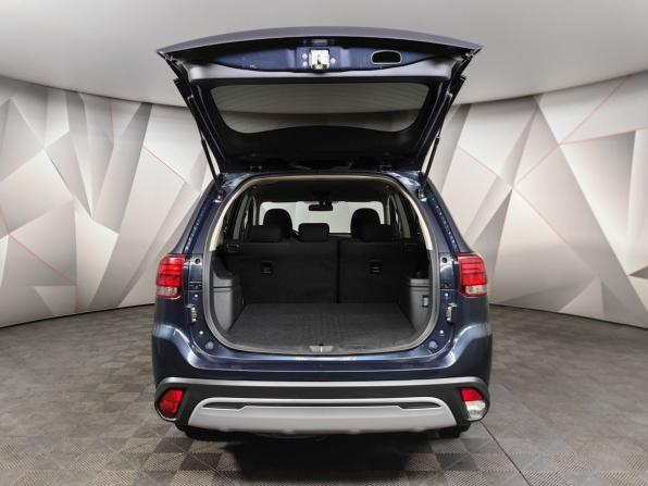 Mitsubishi Outlander III Рестайлинг 3 с пробегом 2019 года, цена 2 059 000 рублей, 135932 км, внедорожник, Автокод Объявления