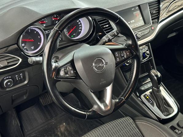 Opel Astra K Рестайлинг с пробегом 2020 года, цена 1 350 000 рублей, 124000 км, универсал, Автокод Объявления