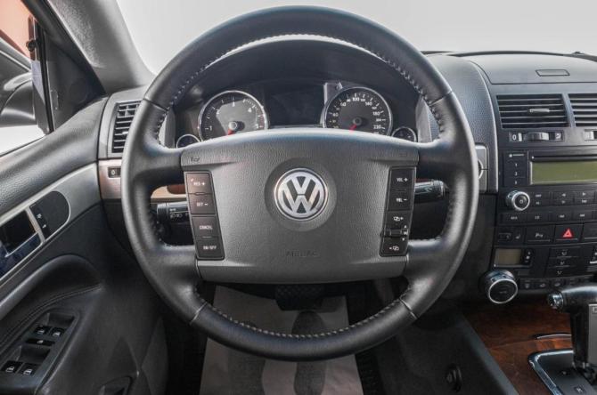 Volkswagen Touareg I Рестайлинг с пробегом 2008 года, цена 1 449 000 рублей, 205000 км, внедорожник, Автокод Объявления