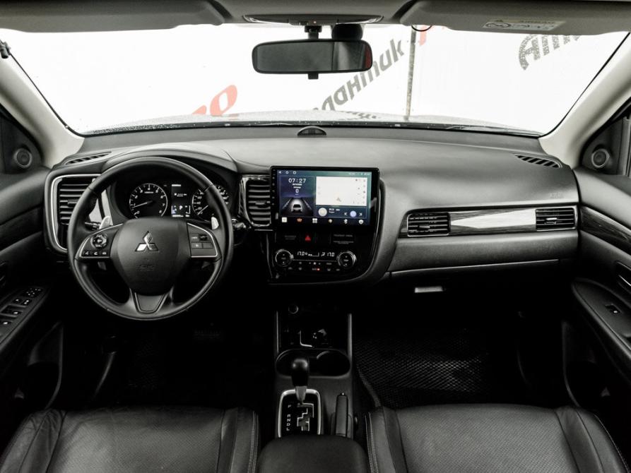 Mitsubishi Outlander III Рестайлинг 2 Екатеринбург  - изображение 12