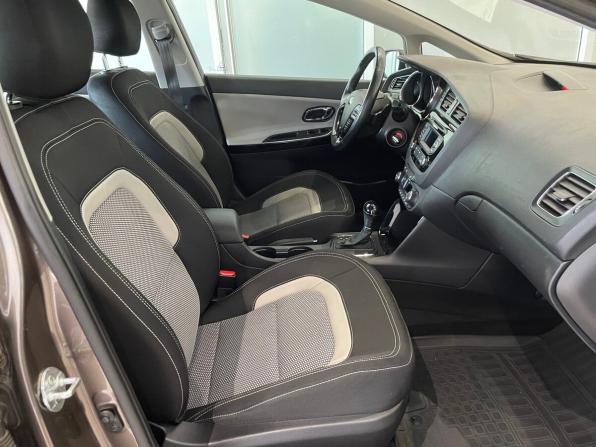 Kia Ceed II с пробегом 2013 года, цена 1 250 000 рублей, 75787 км, хэтчбек, Автокод Объявления