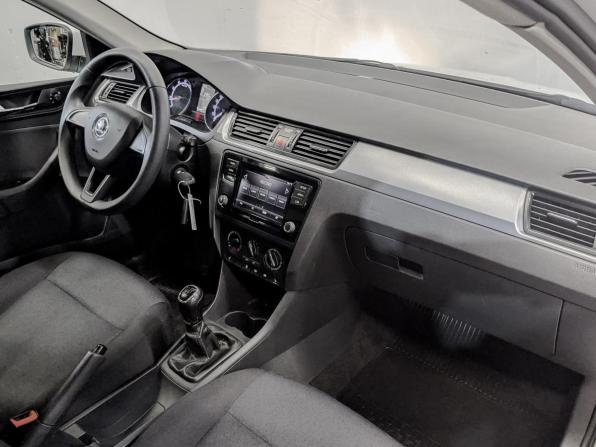 Skoda Rapid I Рестайлинг с пробегом 2019 года, цена 870 000 рублей, 169586 км, лифтбек, Автокод Объявления