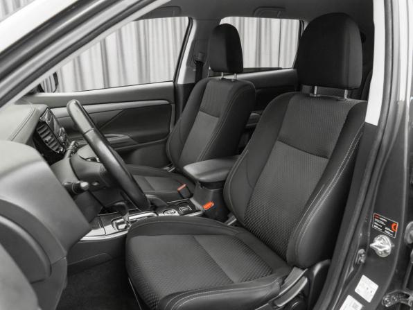Mitsubishi Outlander III Рестайлинг 2 с пробегом 2017 года, цена 1 890 000 рублей, 142400 км, внедорожник, Автокод Объявления