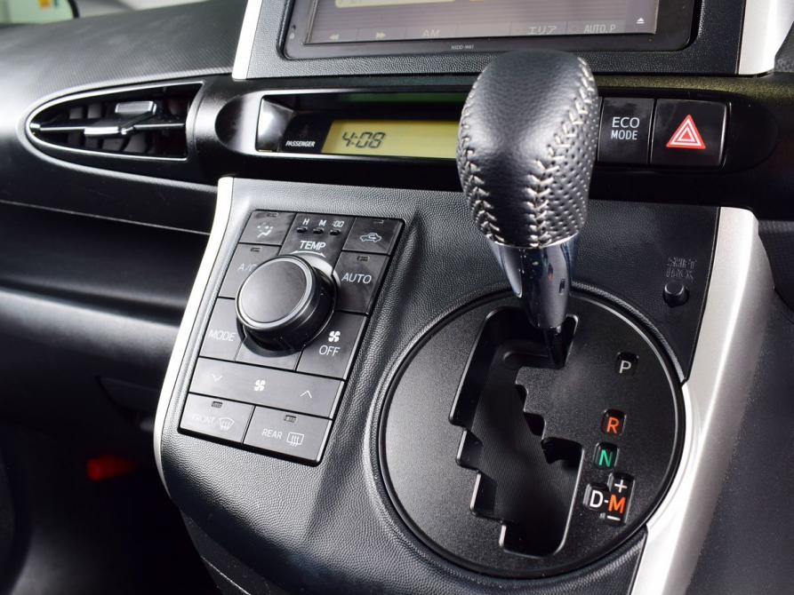 Toyota Wish II Рестайлинг Кемерово  - изображение 14