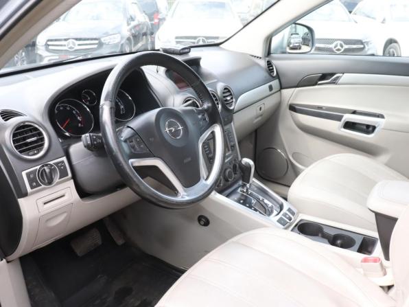 Opel Antara I Рестайлинг с пробегом 2013 года, цена 980 000 рублей, 193565 км, внедорожник, Автокод Объявления