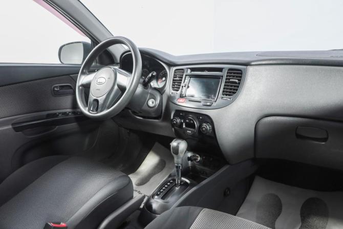 Kia Rio II Рестайлинг с пробегом 2010 года, цена 579 000 рублей, 164000 км, хэтчбек, Автокод Объявления
