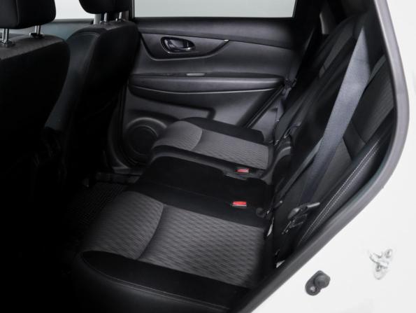 Nissan Rogue II Рестайлинг с пробегом 2016 года, цена 1 200 000 рублей, 80211 км, внедорожник, Автокод Объявления