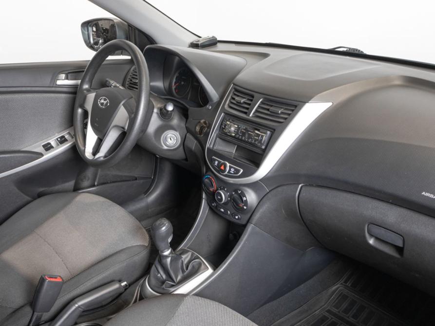 Hyundai Solaris I Казань  - изображение 7