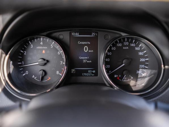 Nissan Qashqai II с пробегом 2017 года, цена 1 299 000 рублей, 179257 км, внедорожник, Автокод Объявления