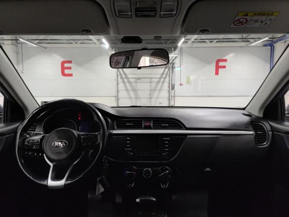 Kia Rio IV с пробегом 2018 года, цена 1 365 000 рублей, 164042 км, седан, Автокод Объявления