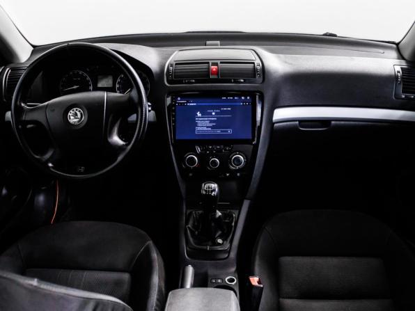 Skoda Octavia II (A5) с пробегом 2006 года, цена 449 000 рублей, 307576 км, лифтбек, Автокод Объявления