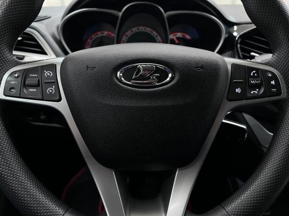 Lada (ВАЗ) Vesta I с пробегом 2018 года, цена 1 050 000 рублей, 130000 км, универсал, Автокод Объявления