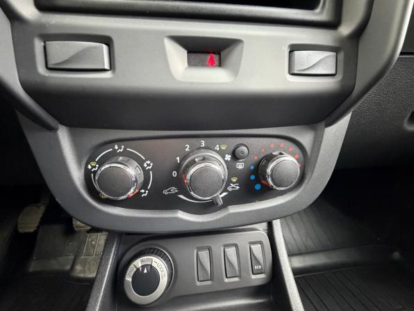 Renault Duster I Рестайлинг с пробегом 2017 года, цена 1 550 000 рублей, 32163 км, внедорожник, Автокод Объявления