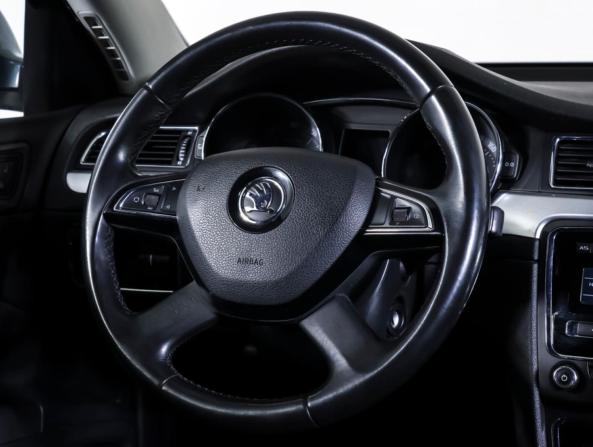 Skoda Superb II Рестайлинг с пробегом 2014 года, цена 951 000 рублей, 220950 км, лифтбек, Автокод Объявления