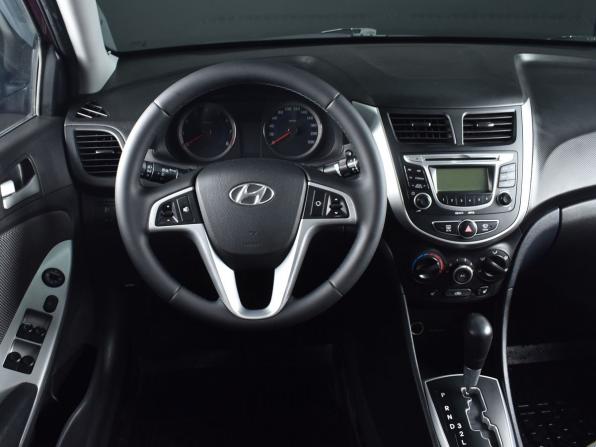 Hyundai Solaris I с пробегом 2012 года, цена 899 995 рублей, 236977 км, седан, Автокод Объявления
