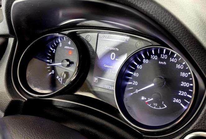 Nissan Qashqai II с пробегом 2018 года, цена 1 860 000 рублей, 137000 км, внедорожник, Автокод Объявления