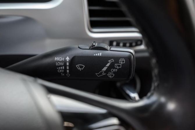 Volkswagen Touareg II Рестайлинг с пробегом 2014 года, цена 2 079 000 рублей, 262052 км, внедорожник, Автокод Объявления