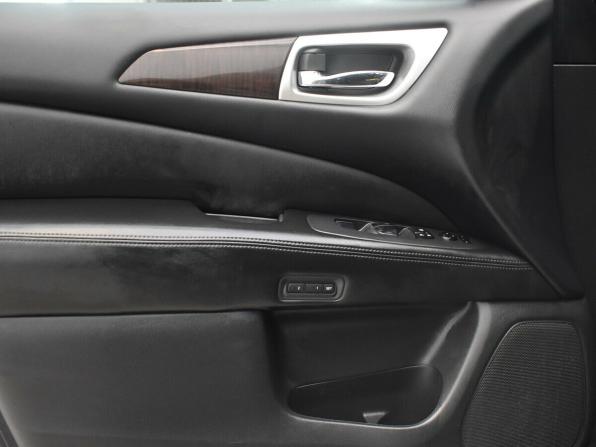 Nissan Pathfinder IV с пробегом 2016 года, цена 2 000 000 рублей, 118829 км, внедорожник, Автокод Объявления