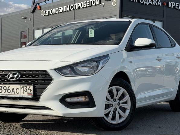 Hyundai Solaris II с пробегом 2018 года, цена 1 497 000 рублей, 126350 км, седан, Автокод Объявления