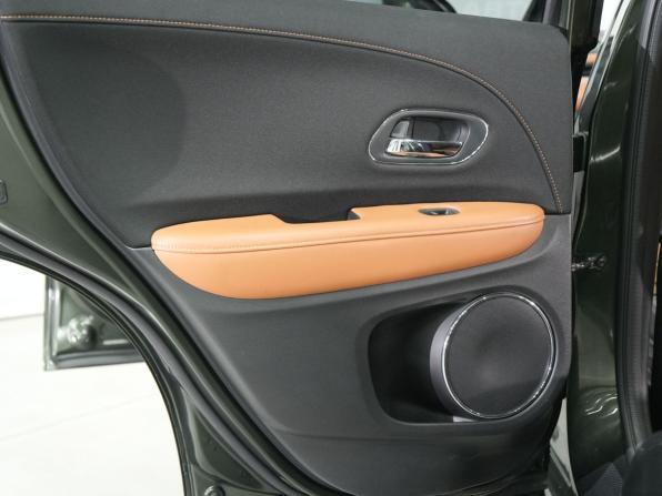 Honda Vezel I с пробегом 2014 года, цена 1 640 000 рублей, 117000 км, внедорожник, Автокод Объявления