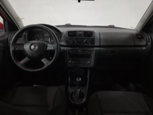 Skoda Fabia II Рестайлинг с пробегом 2013 года, цена 420 000 рублей, 296691 км, хэтчбек, Автокод Объявления