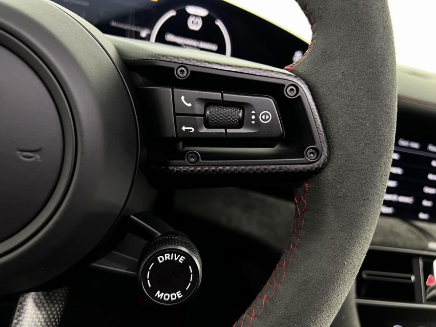 Porsche Taycan I Калининград  - изображение 22