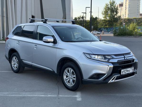 Mitsubishi Outlander III Рестайлинг 3 с пробегом 2018 года, цена 1 860 000 рублей, 123780 км, внедорожник, Автокод Объявления