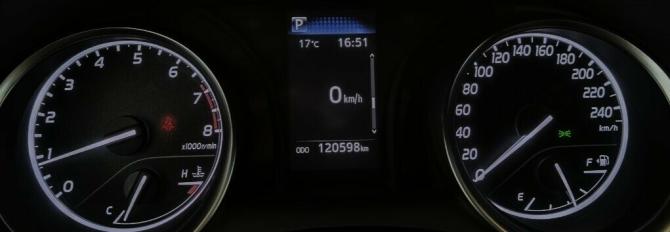 Toyota Camry VIII (XV70) Рестайлинг с пробегом 2022 года, цена 3 150 000 рублей, 120592 км, седан, Автокод Объявления
