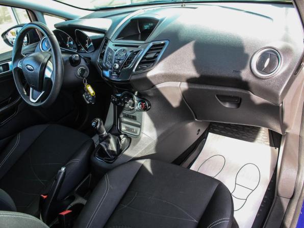 Ford Fiesta Mk6 Рестайлинг с пробегом 2016 года, цена 795 000 рублей, 71554 км, хэтчбек, Автокод Объявления