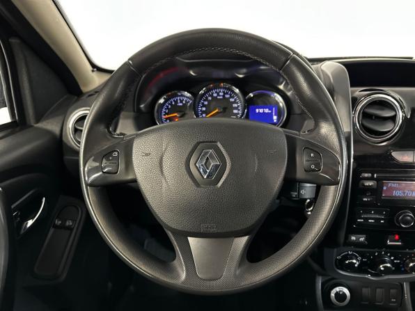 Renault Duster I Рестайлинг с пробегом 2016 года, цена 1 569 900 рублей, 97070 км, внедорожник, Автокод Объявления