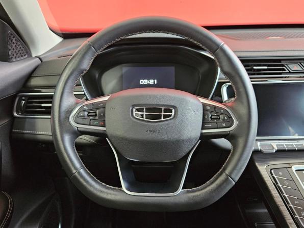Geely Atlas Pro с пробегом 2022 года, цена 2 049 000 рублей, 52313 км, внедорожник, Автокод Объявления