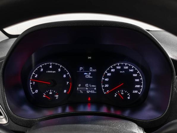 Hyundai Solaris II Рестайлинг с пробегом 2022 года, цена 1 700 000 рублей, 92492 км, седан, Автокод Объявления