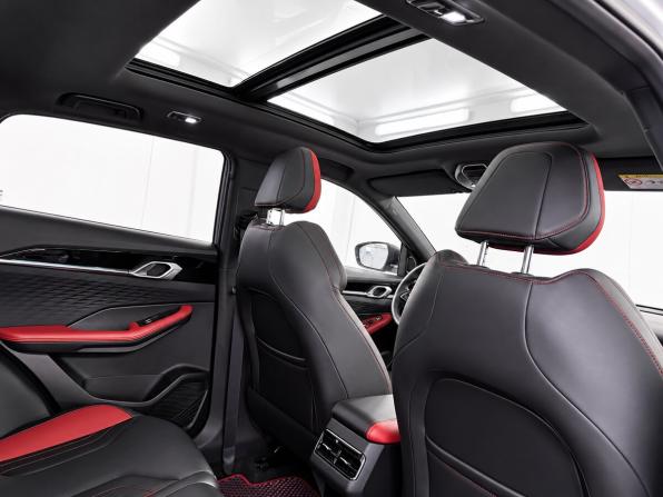 Geely Coolray I Рестайлинг с пробегом 2023 года, цена 2 050 000 рублей, 36787 км, внедорожник, Автокод Объявления