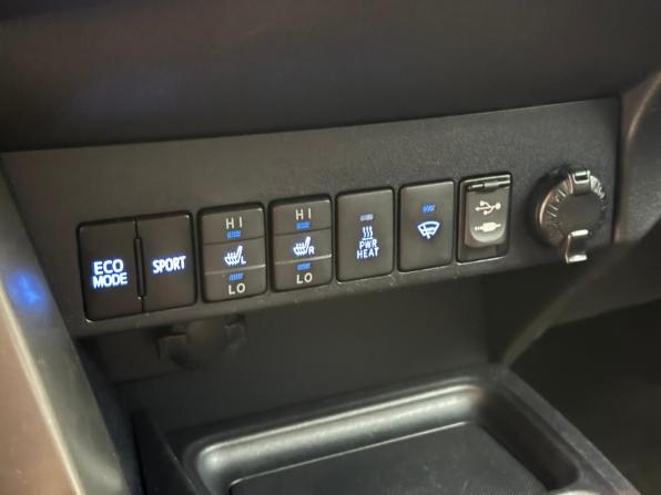 Toyota RAV4 IV (XA40) с пробегом 2014 года, цена 1 600 000 рублей, 230270 км, внедорожник, Автокод Объявления