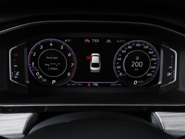 Volkswagen Sagitar III с пробегом 2022 года, цена 2 469 000 рублей, 60951 км, седан, Автокод Объявления