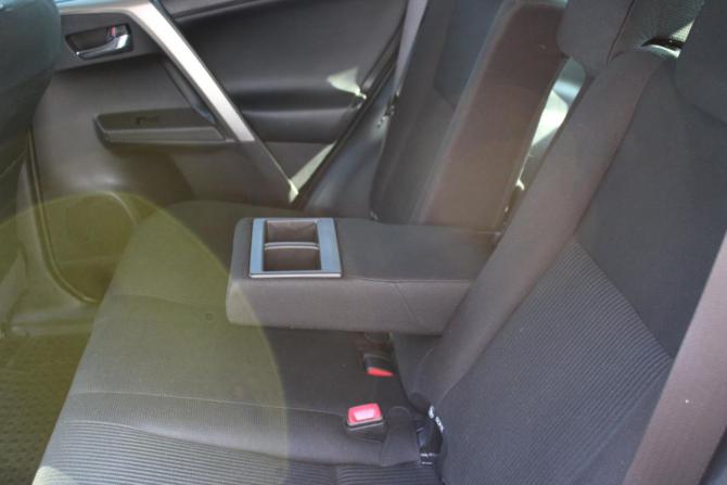 Toyota RAV4 IV (XA40) с пробегом 2015 года, цена 1 840 000 рублей, 105883 км, внедорожник, Автокод Объявления