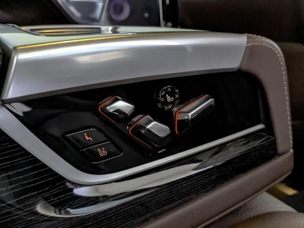BMW 7 серии VI (G11/G12) Рестайлинг с пробегом 2019 года, цена 6 550 000 рублей, 93816 км, седан, Автокод Объявления
