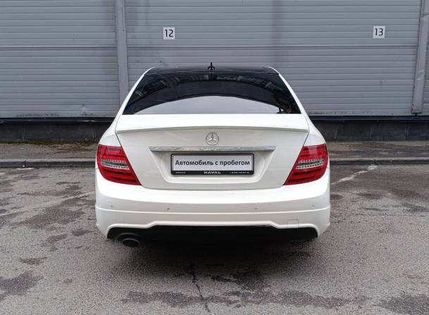Mercedes-Benz C-Класс III (W204) Рестайлинг с пробегом 2012 года, цена 1 089 000 рублей, 235615 км, седан, Автокод Объявления