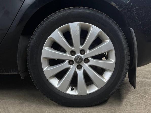 Opel Astra J с пробегом 2011 года, цена 529 000 рублей, 220000 км, хэтчбек, Автокод Объявления