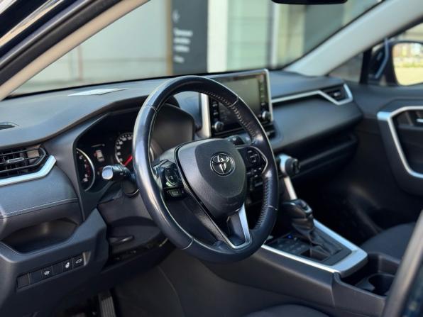 Toyota RAV4 V (XA50) с пробегом 2020 года, цена 2 730 000 рублей, 129711 км, внедорожник, Автокод Объявления