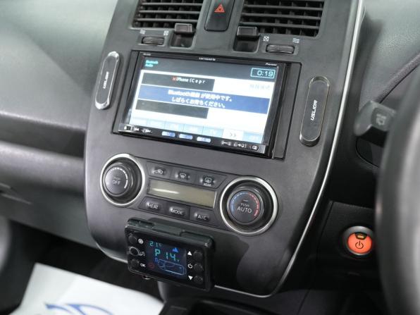 Nissan Leaf I (ZE0/AZE0) с пробегом 2014 года, цена 780 000 рублей, 216600 км, хэтчбек, Автокод Объявления
