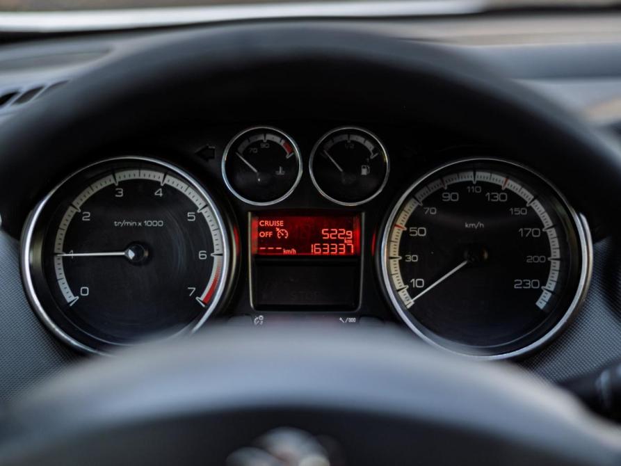 Peugeot 308 I Рестайлинг Санкт-Петербург  - изображение 5