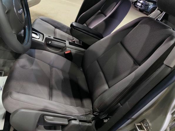 Audi A4 III (B7) с пробегом 2004 года, цена 550 000 рублей, 246638 км, универсал, Автокод Объявления